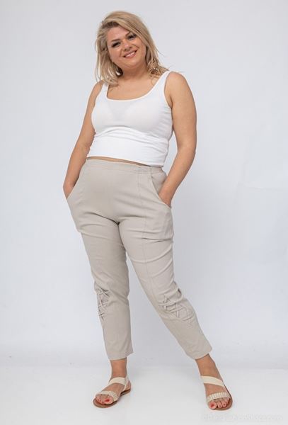 Immagine di CURVY GIRL STRETCH CROP THREE QUARTER